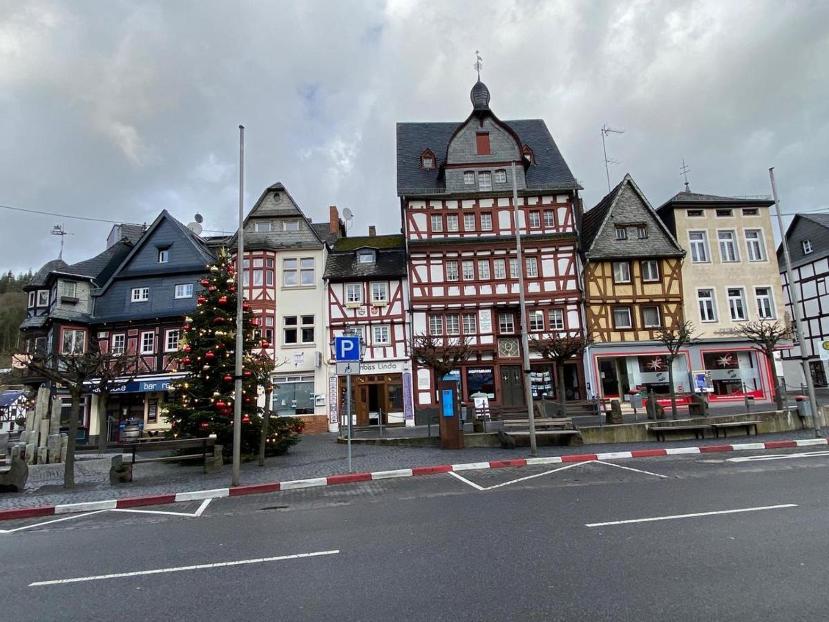 Homestay Am Markt Adenau Extérieur photo